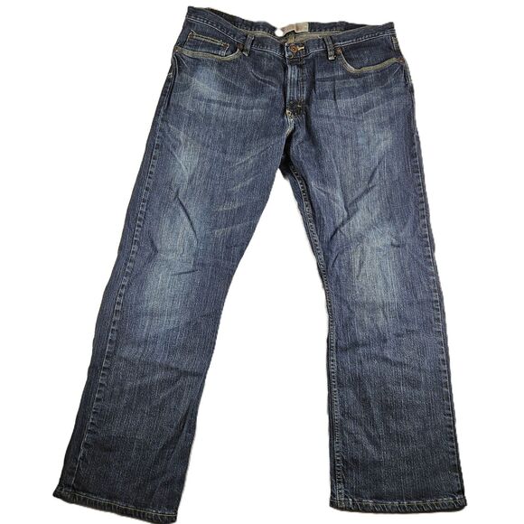 Men's Wrangler Boot Cut Relaxed Jeans 38 x 30 Dark Wash - Picture 1 of 8